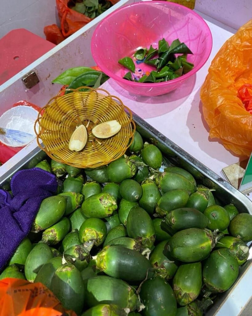 школьники начали скупать опасный наркотический орех