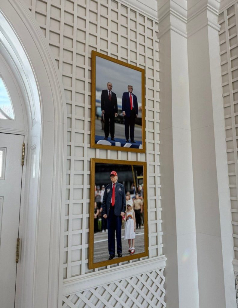 В Белом доме появилась фотография Трампа с Путиным